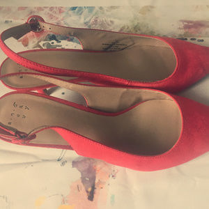 Red shoes